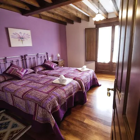 Casas Los Cantores *