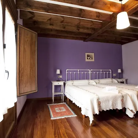 Casas Los Cantores