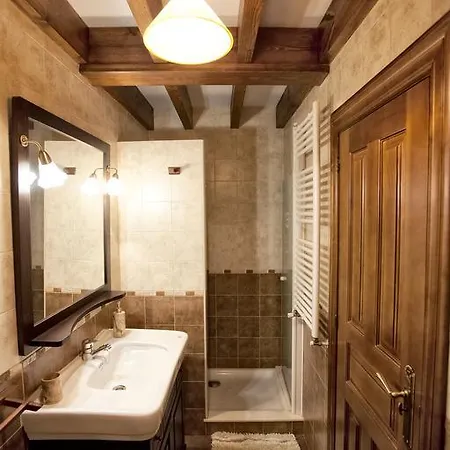 Casas Los Cantores * Beloncio