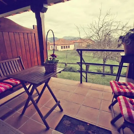 Casas Los Cantores Beloncio