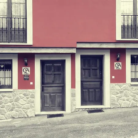 Casas Los Cantores *