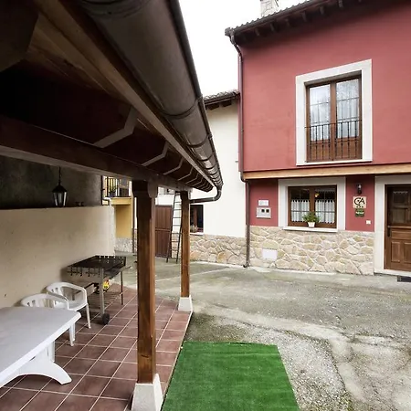 Casas Los Cantores
