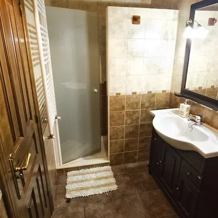 Casas Los Cantores Beloncio