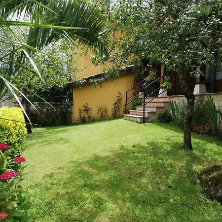 Casas Los Cantores